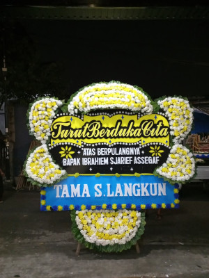 Papan Bunga Duka di Kaur
