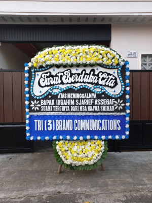 Papan Bunga Duka di Kaur